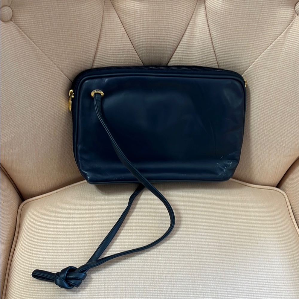 Elegant GENUINE Black Leather Crossbody Bag